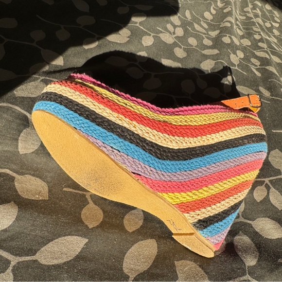 Colorful Striped Wedge Sandals - Picture 13 of 13